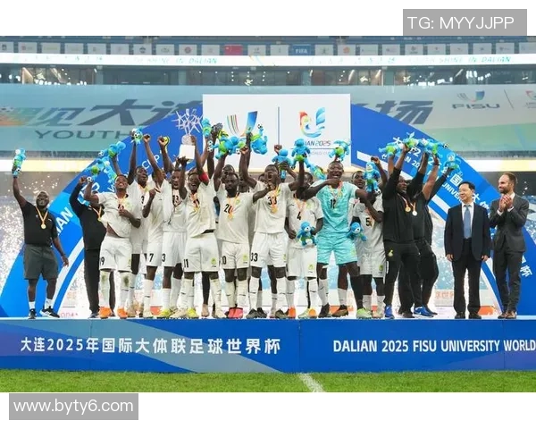 各国足球代表性球星盘点 全球前三球员风采一览