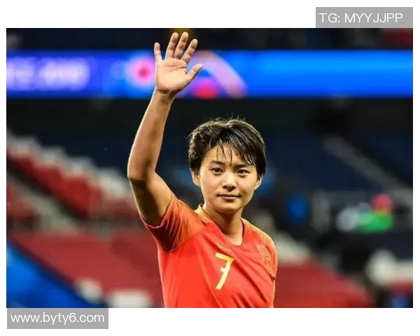 女足球星与贝爷谁更强大？实力对比与成就分析